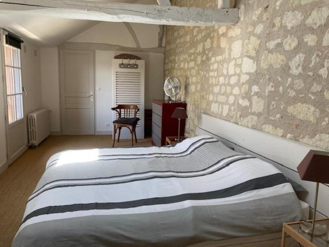 Chambres D'Hotes Rue Du Poids Bourgueil Bagian luar foto